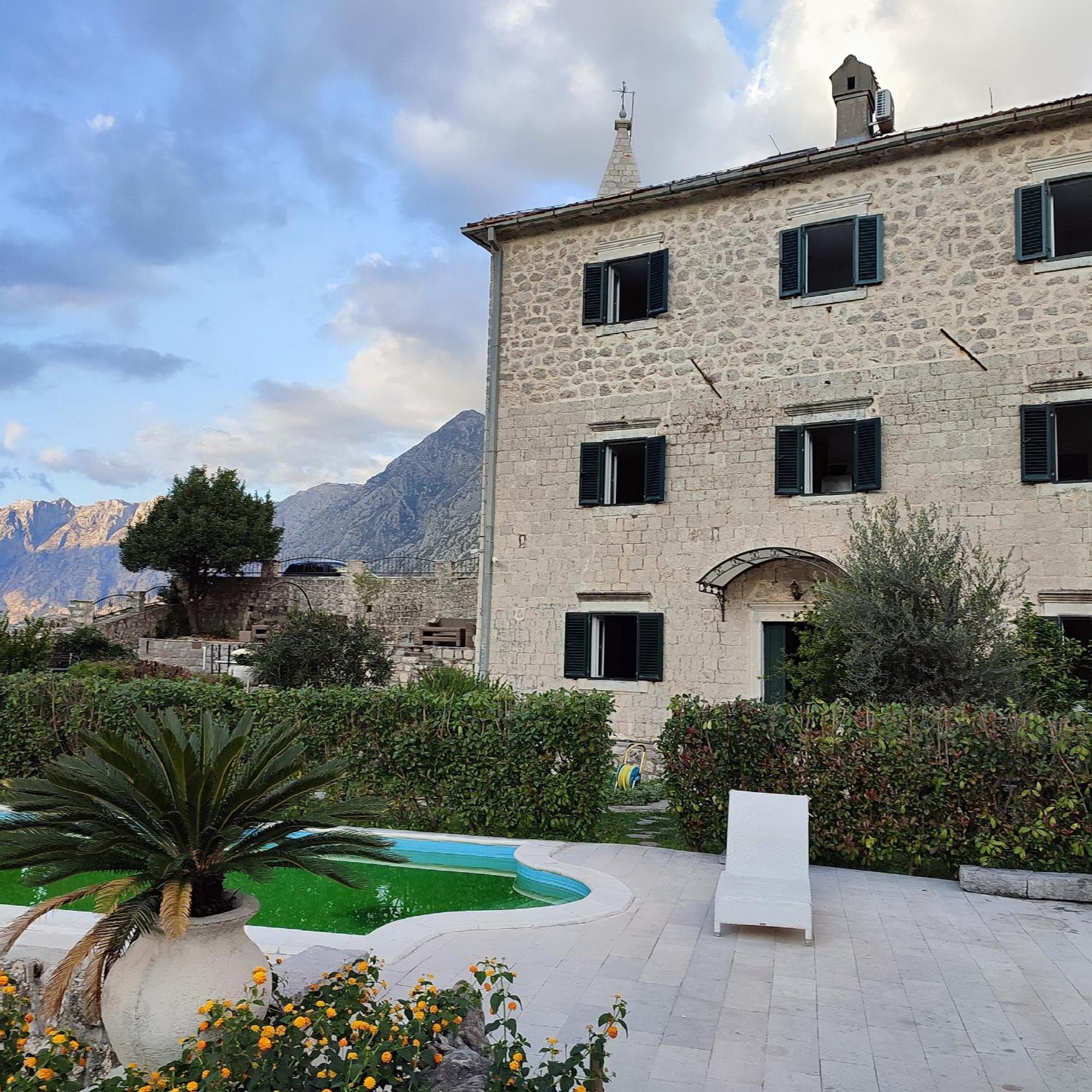 Villa Kamena Kotor Exterior foto